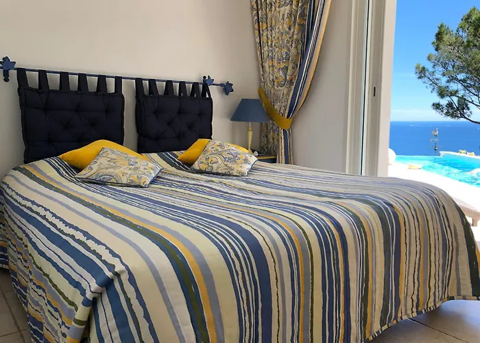 L Olivier De Melody Saint-Raphaël