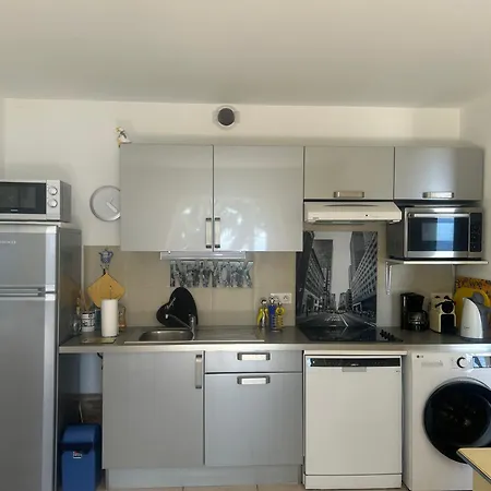 L Olivier De Melody Apartment